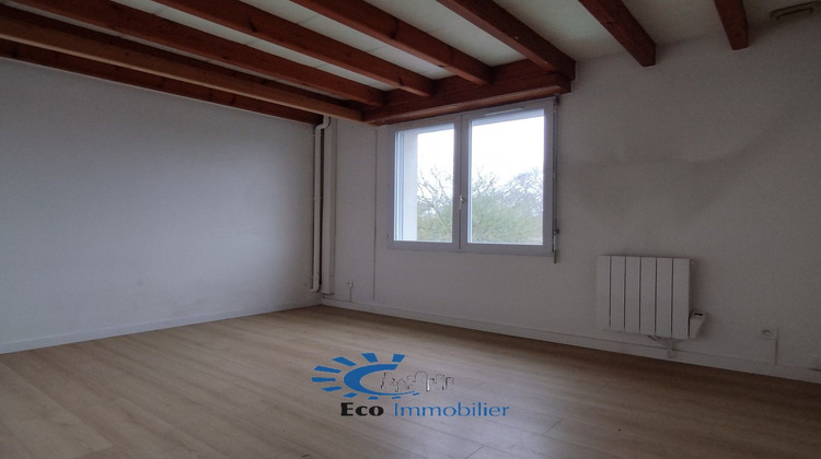 Ma-Cabane - Location Appartement LA JARNE, 96 m²