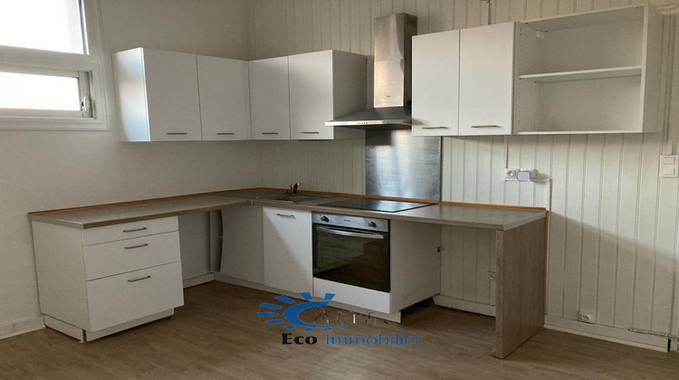 Ma-Cabane - Location Appartement LA JARNE, 96 m²