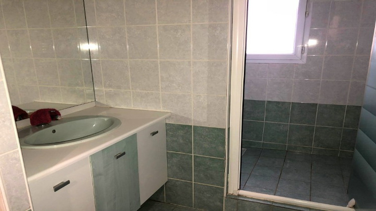Ma-Cabane - Location Appartement LA JARRIE, 85 m²