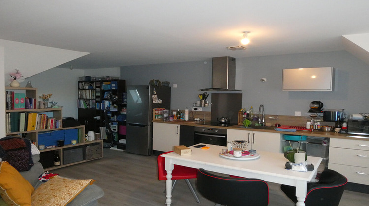 Ma-Cabane - Location Appartement LA LOUPE, 70 m²