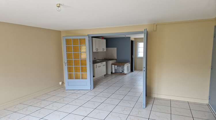 Ma-Cabane - Location Appartement LA LOUPE, 28 m²