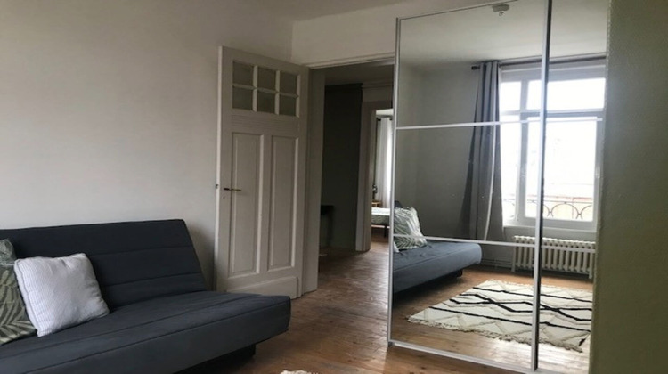 Ma-Cabane - Location Appartement LA MADELEINE, 79 m²