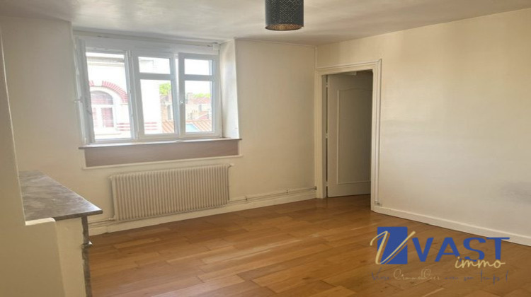 Ma-Cabane - Location Appartement La Madeleine, 70 m²