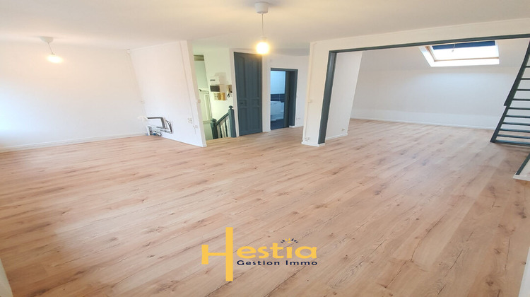Ma-Cabane - Location Appartement LA MADELEINE, 35 m²