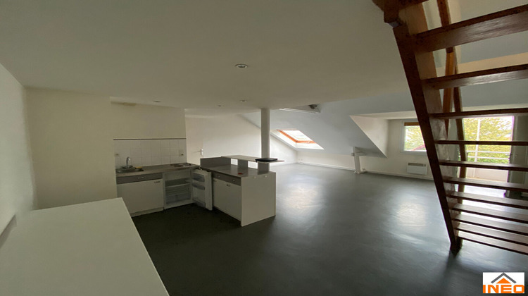 Ma-Cabane - Location Appartement LA MEZIERE, 47 m²