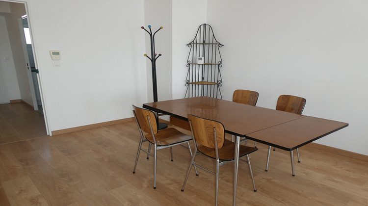 Ma-Cabane - Location Appartement LA MEZIERE, 57 m²