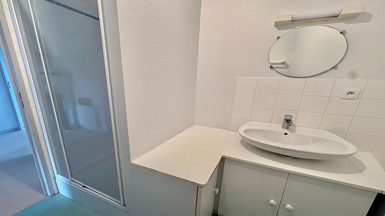 Ma-Cabane - Location Appartement LA MEZIERE, 45 m²