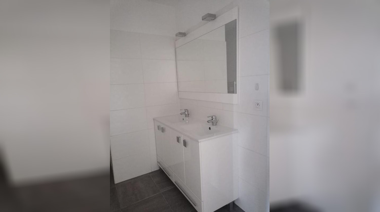 Ma-Cabane - Location Appartement LA MOTTE, 73 m²