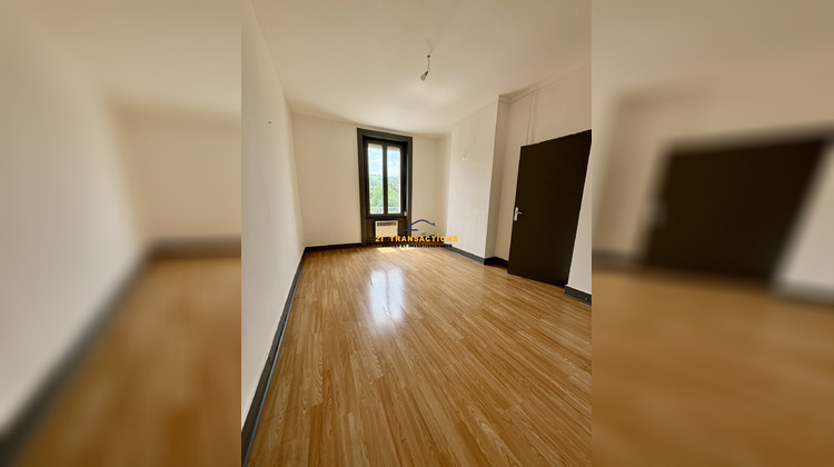Ma-Cabane - Location Appartement La Ricamarie, 42 m²