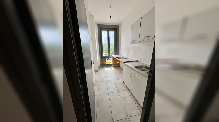 Ma-Cabane - Location Appartement La Ricamarie, 42 m²