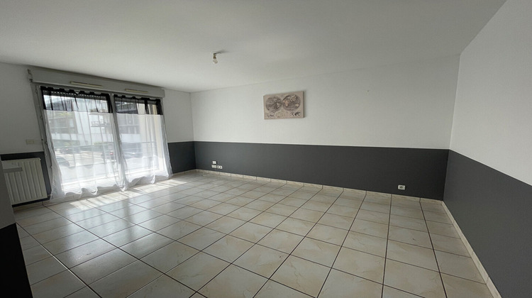 Ma-Cabane - Location Appartement LA RICHE, 55 m²