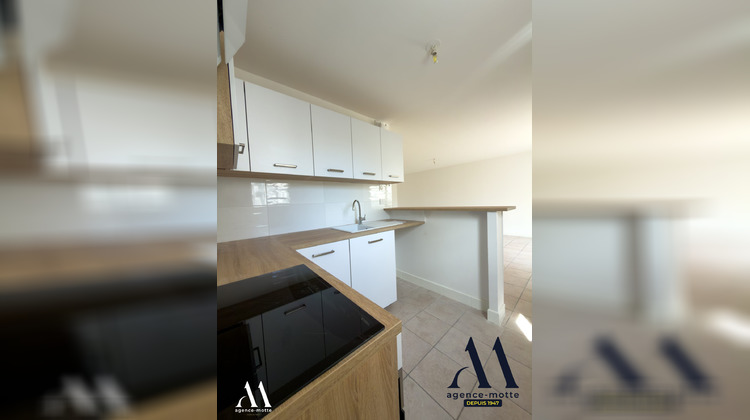 Ma-Cabane - Location Appartement La Riche, 90 m²