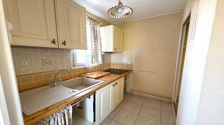 Ma-Cabane - Location Appartement LA ROCHE-POSAY, 70 m²