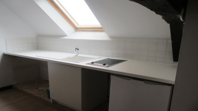 Ma-Cabane - Location Appartement LA ROCHE-SUR-YON, 20 m²