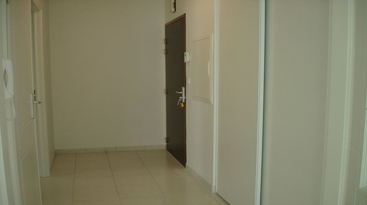 Ma-Cabane - Location Appartement LA ROCHE-SUR-YON, 68 m²