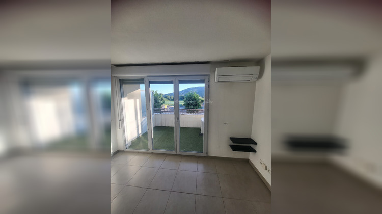 Ma-Cabane - Location Appartement La Roquette-sur-Siagne, 39 m²