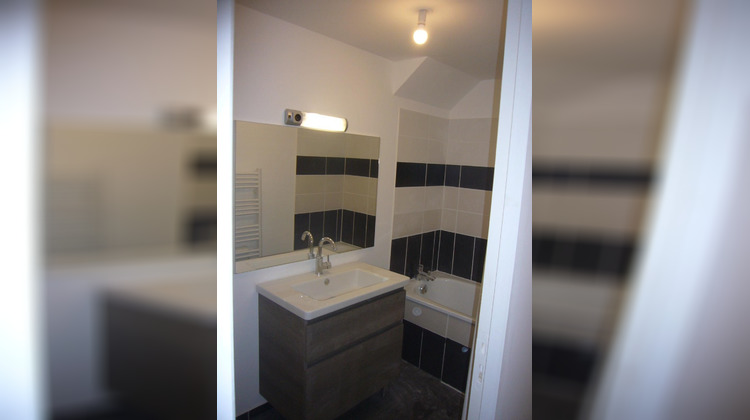 Ma-Cabane - Location Appartement La Séauve-sur-Semène, 56 m²