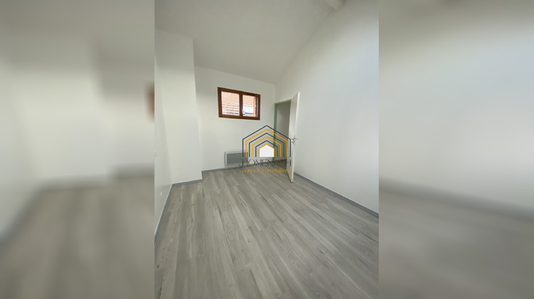 Ma-Cabane - Location Appartement La Tour-du-Pin, 35 m²