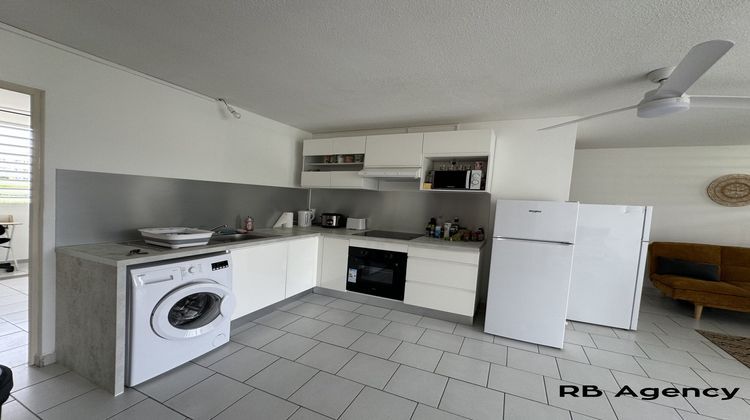 Ma-Cabane - Location Appartement La Trinité, 76 m²