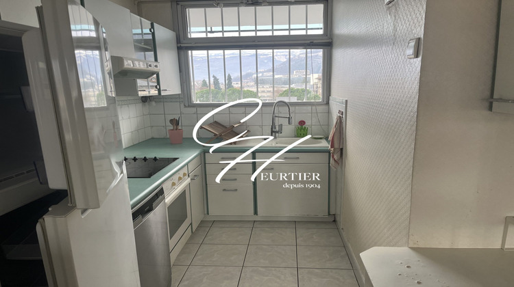 Ma-Cabane - Location Appartement La Tronche, 68 m²