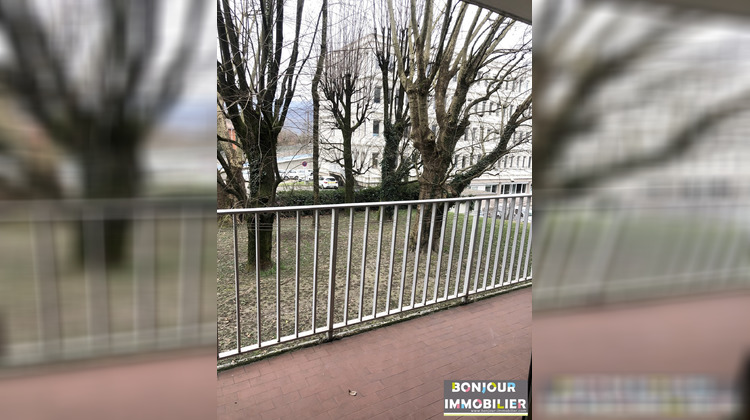 Ma-Cabane - Location Appartement La Tronche, 33 m²