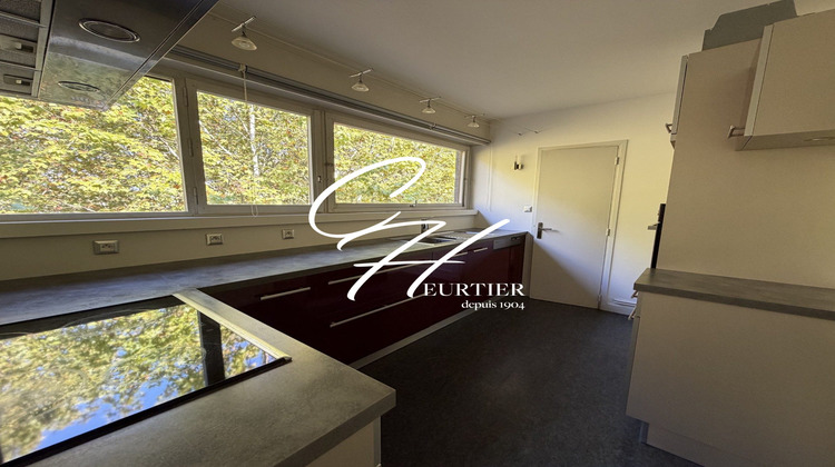 Ma-Cabane - Location Appartement La tronche, 96 m²