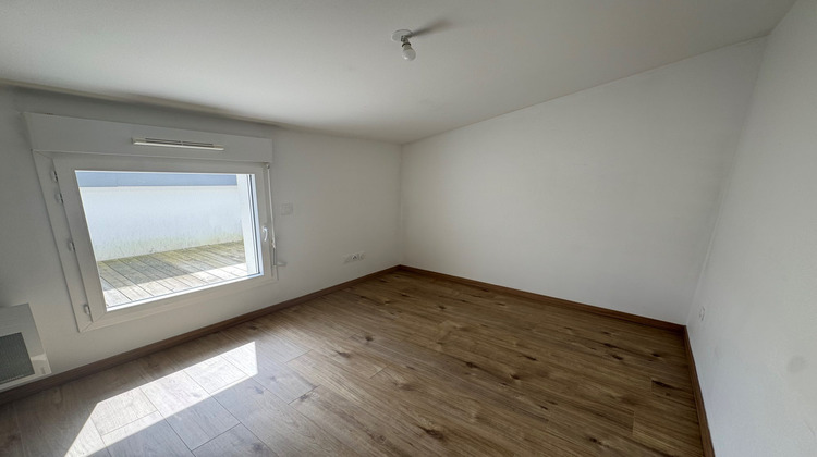 Ma-Cabane - Location Appartement Labastide-Saint-Sernin, 64 m²