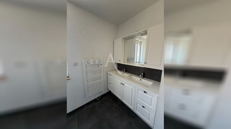 Ma-Cabane - Location Appartement LABESSIERE-CANDEIL, 84 m²