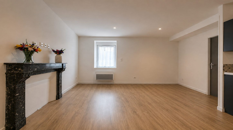 Ma-Cabane - Location Appartement LADOIX-SERRIGNY, 30 m²