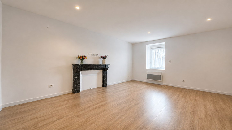 Ma-Cabane - Location Appartement LADOIX-SERRIGNY, 30 m²