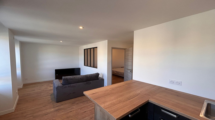 Ma-Cabane - Location Appartement LAGNIEU, 29 m²