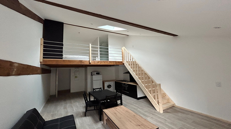 Ma-Cabane - Location Appartement LAGNIEU, 39 m²