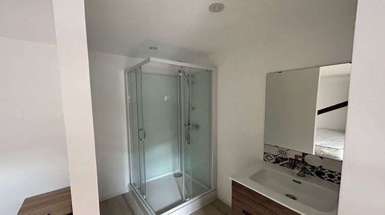 Ma-Cabane - Location Appartement LAGNIEU, 39 m²