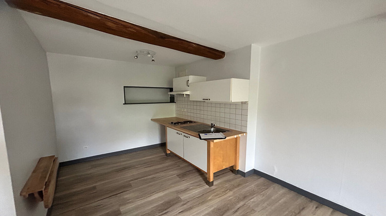 Ma-Cabane - Location Appartement LAGNIEU, 45 m²