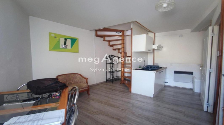 Ma-Cabane - Location Appartement LAGNIEU, 43 m²