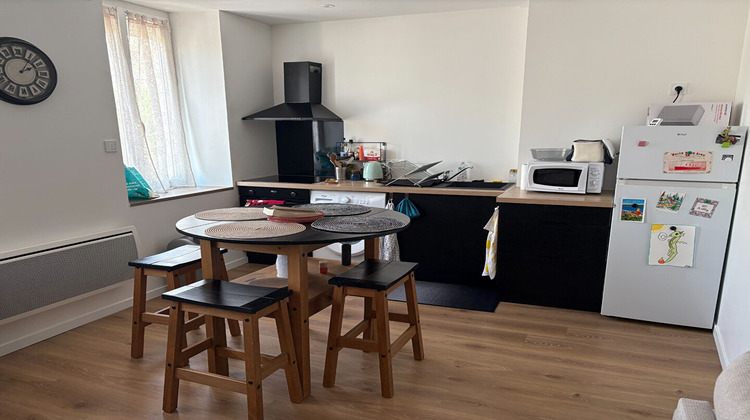 Ma-Cabane - Location Appartement LAGNIEU, 34 m²