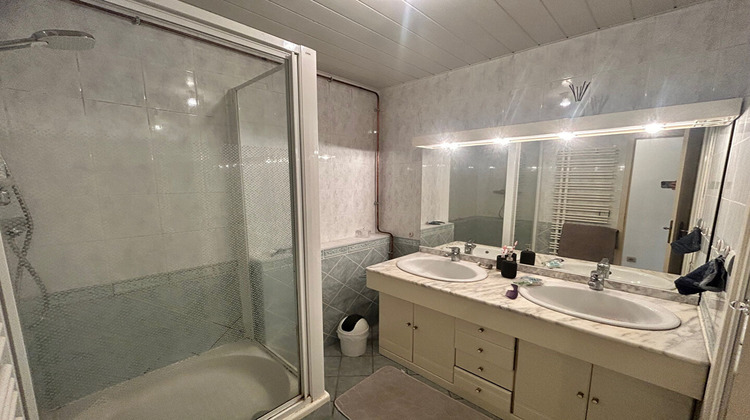 Ma-Cabane - Location Appartement LAGNIEU, 102 m²