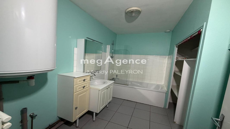 Ma-Cabane - Location Appartement LAGNIEU, 58 m²