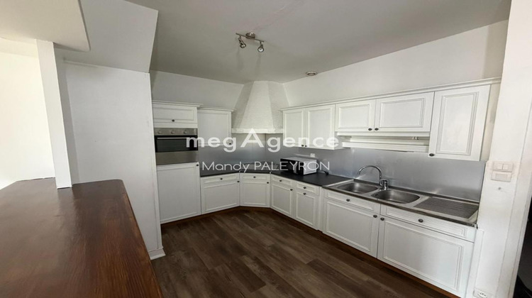 Ma-Cabane - Location Appartement LAGNIEU, 58 m²