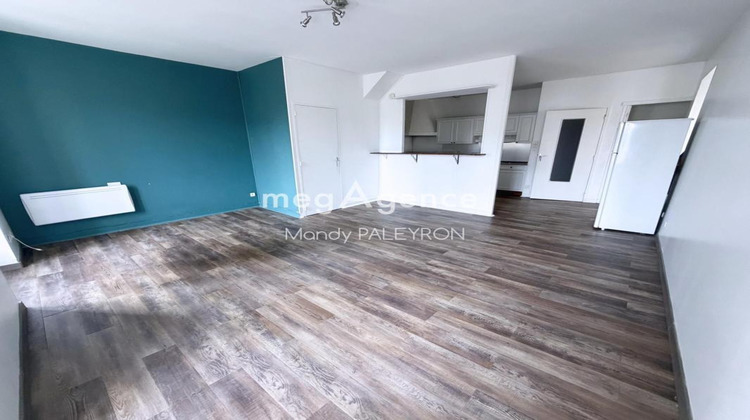 Ma-Cabane - Location Appartement LAGNIEU, 58 m²