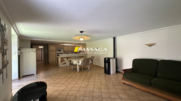 Ma-Cabane - Location Appartement LAISSAC, 69 m²