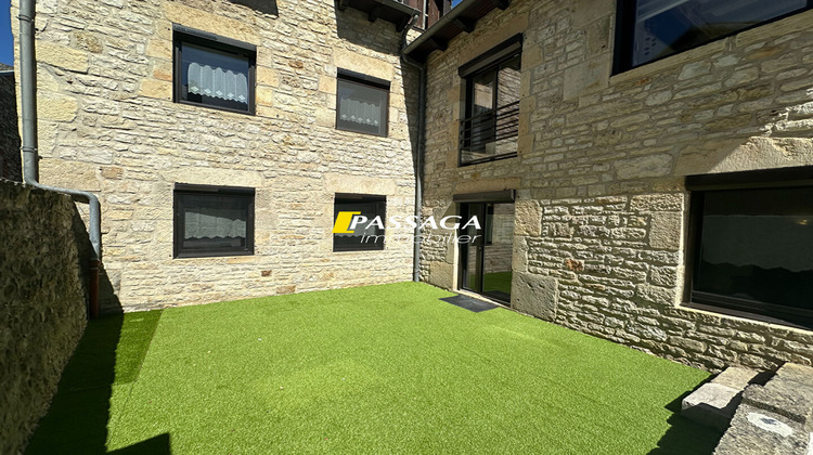 Ma-Cabane - Location Appartement LAISSAC, 69 m²