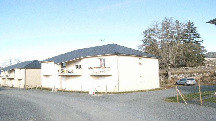 Ma-Cabane - Location Appartement LAISSAC, 59 m²