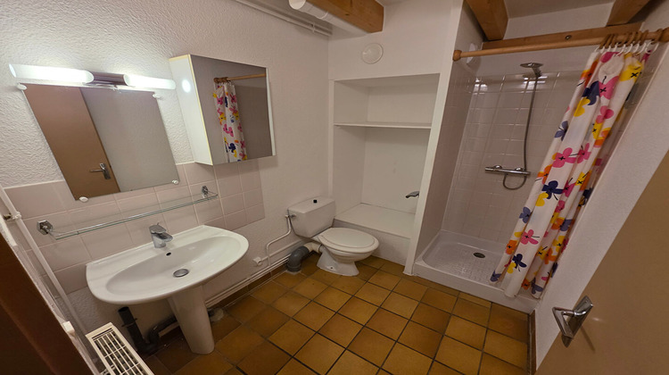 Ma-Cabane - Location Appartement LALLEYRIAT, 58 m²