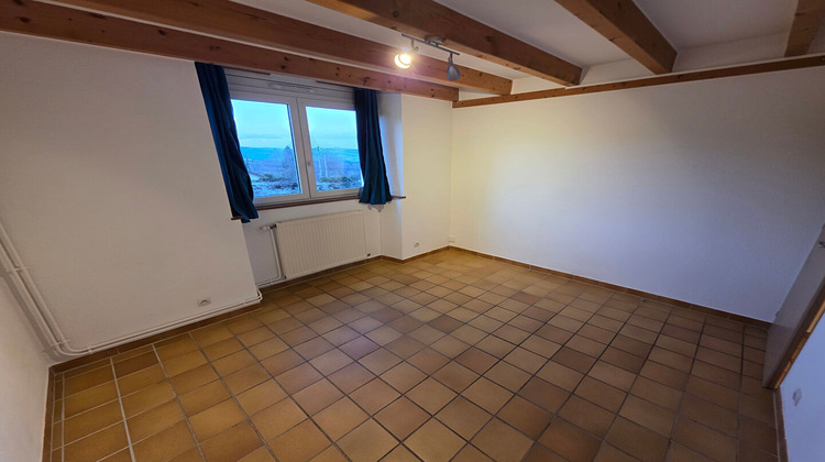 Ma-Cabane - Location Appartement LALLEYRIAT, 58 m²