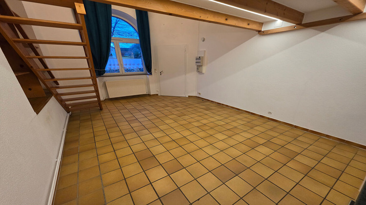 Ma-Cabane - Location Appartement LALLEYRIAT, 58 m²