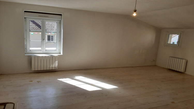 Ma-Cabane - Location Appartement LALLEYRIAT, 68 m²