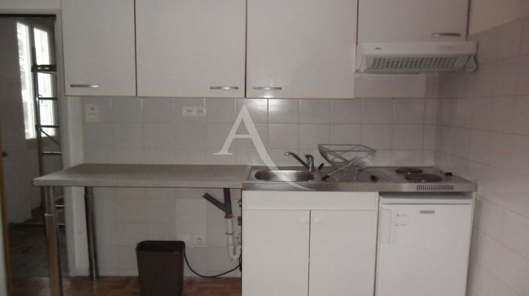 Ma-Cabane - Location Appartement LAMALOU-LES-BAINS, 26 m²