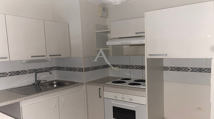Ma-Cabane - Location Appartement LAMALOU-LES-BAINS, 41 m²