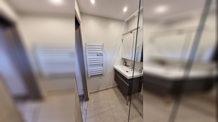 Ma-Cabane - Location Appartement LAMANON, 40 m²